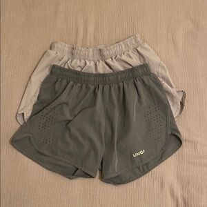 LIXADA Gray and Cream Shorts. Size L . Set 2